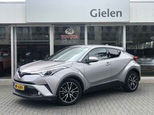 Toyota C-HR 1.8 Hybrid Style | Trekhaak, Navigatie, Dodehoekherkenning, Keyless, Parkeersensoren, Stoel + Stuurverwarming, Zeer compleet!