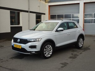 Volkswagen T-Roc 1.5 TSI Sport Automatische airco, cruise