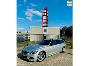 BMW 3-serie Touring 320i | Trekhaak | HUD | H&K | Cam | NAP | Pano BOM VOLL