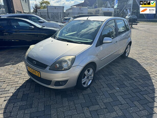 Ford Fiesta 1.3-8V Futura XL 5 Drs. Airco / Parkeer sensoren achter