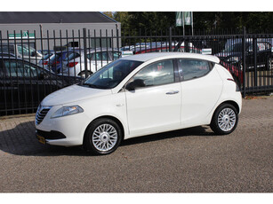 Lancia Ypsilon 0.9 TwinAir Silver Plus, Airco!