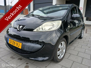 Peugeot 107 1.0-12V XS Urban Move