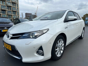 Toyota Auris Touring Sports 1.8 Hybrid Lease+ Aurco Cruise PDC Xenon Pano