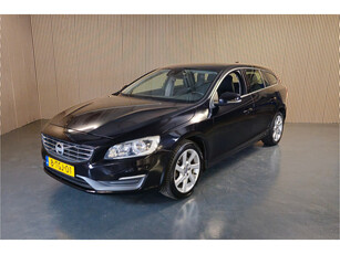 Volvo V60 1.6 T3 Momentum - Trekhaak - Cruise - Navi