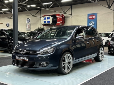 Volkswagen Golf Benzine