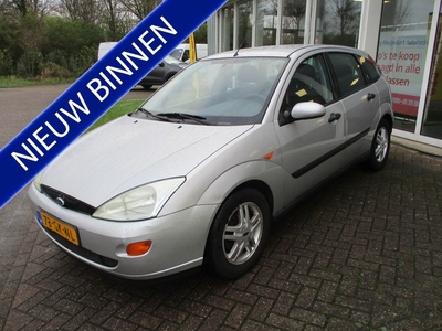 Ford Focus 1.6-16V Trend 5 deurs! Nette auto! (bj 2001)