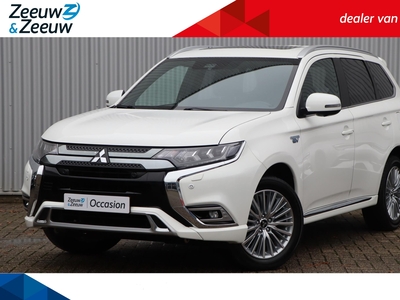 MITSUBISHI OUTLANDER 2.4 PHEV Instyle | Elektrisch glazen schuif-/kanteldak | Dodehoek detectie | Navigatie | Achteruitrijcamera | Stuur-en stoelverwarming | Elektrische achterklep |