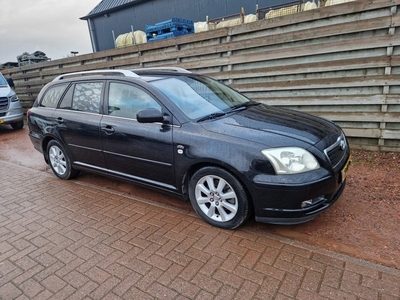 Toyota Avensis Wagon 2.0 D-4D Executive