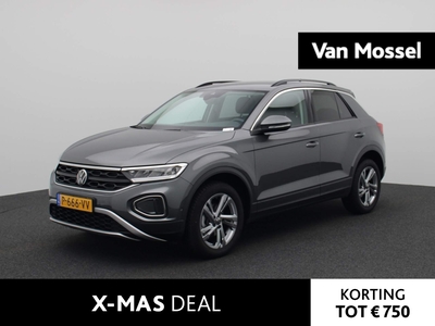 VOLKSWAGEN T-ROC 1.0 TSI Life 75 Edition 110 PK Gereserveerd | Apple Carplay | Android Auto | DAB | Digital Cockpit Pro | Camera | Park Assist | Parkeersensoren | Adaptive Cruise Control | Rijstrookhulp | Spiegels Elektrisch Inklapbaar |