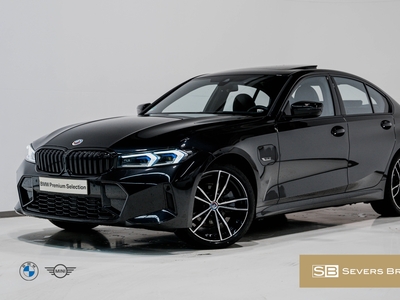 BMW 3-SERIE Sedan 330e M Sportpakket Aut.