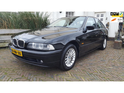 BMW 5-serie 520i Automaat , Excellent mooie youngtimer , inclusief servicebeurt en 3 maanden garantie