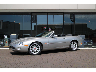 Jaguar XK8 4.0 V8 Convertible | XK-R Look | Youngtimer |