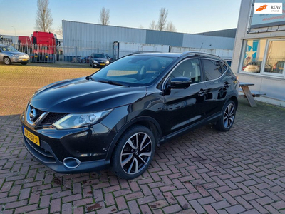 Nissan Qashqai 1.5 dCi Tekna Panorama, Navi, Camera, trekhaak EXPORT PRIJS