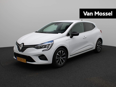 RENAULT CLIO 1.0 TCe 90 PK Techno / Navigatie / Apple Carplay & Android Auto / Climate Control / Parkeersensoren Voor en Achter / Camera Achter