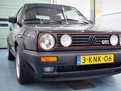 Volkswagen Golf GTI