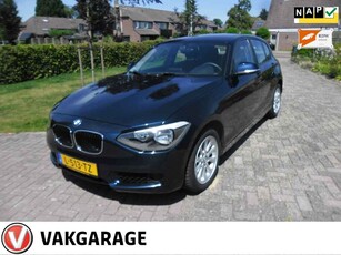 BMW 1 Serie 114i nav LMvelg, parkeers