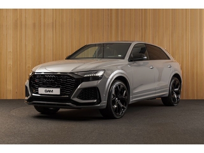 Audi RS Q8 4.0 TFSI quattro PANO-23