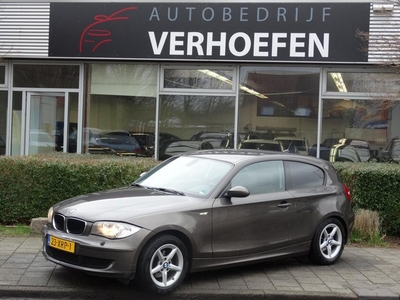 BMW 1-serie 116i High Executive - CLIMATE / CRUISE CONTROL