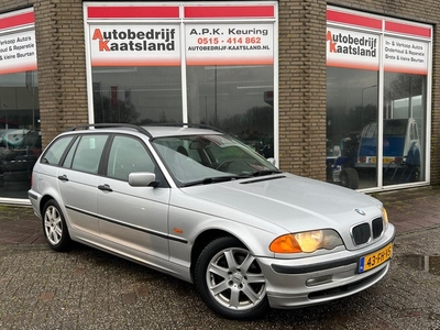 BMW 3-serie Touring 318i Executive - Trekhaak - Clima