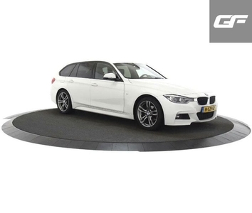 BMW 3-serie Touring 318i M-Sport Navi Cruise Trekhaak NAP