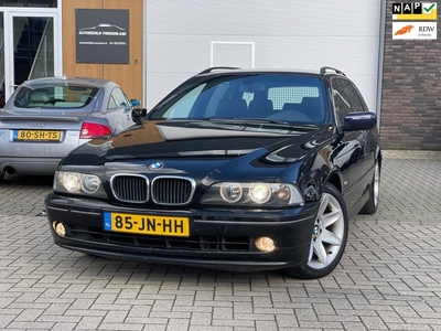 BMW 5-serie Touring 530i Edition | Leer | Automaat |