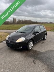 FIAT GRANDE PUNTO 1.4 DYNAMIC AUTOMAAT 5DRS CLIMA.