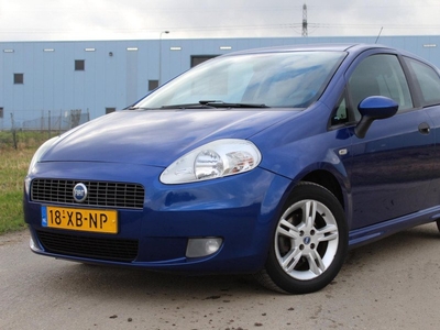 Fiat Grande Punto 1.4 Active 77 PK | AIRCO | LICHTMETALEN VELGEN | ELEKTRISCHE RAMEN |