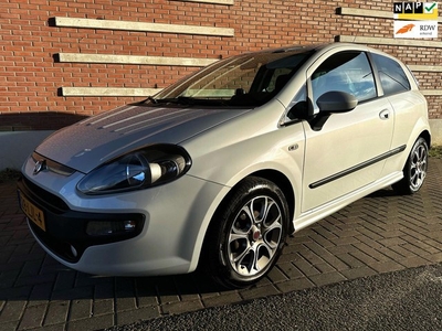 Fiat Punto Evo 1.4 Racing, Clima Control, Navi.