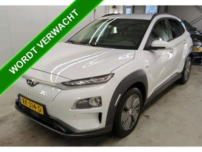 Hyundai KONA EV Premium 64 kWh 100%EV. *€2.000,- SUBSIDIE*