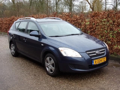 Kia Cee'd Sporty Wagon 1.4 X-tra NWE APK AIRCO