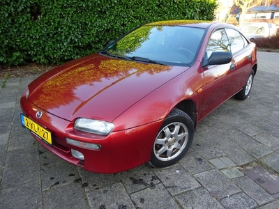 Mazda 323 RIJDT PERFECT MET APK TOT 31-07-2024!