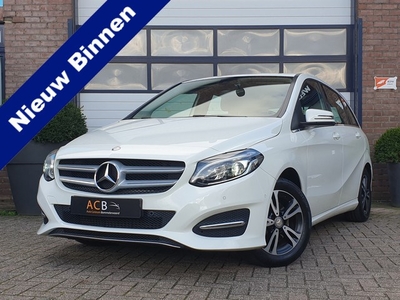 Mercedes-Benz B-Klasse 180 Ambition, Trekhaak 12 Maanden