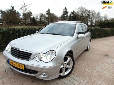 Mercedes-Benz C-klasse Combi 230 K. Avantgarde , Automaat , Clima / Cruise / Navi / Schuifdak / Xenon / Lm Velgen / Trekhaak.