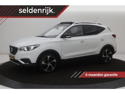 MG ZS EV Luxury 45 kWh Panoramadak Leder Carplay