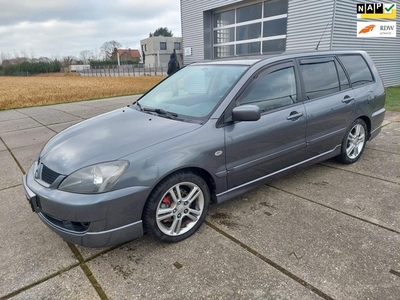 Mitsubishi Lancer Station Wagon 2.0 Intense