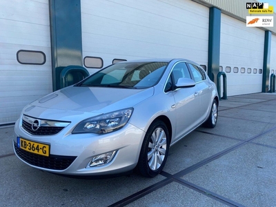 Opel Astra 1.7 CDTi S/S Cosmo