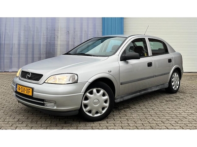 Opel Astra Benzine