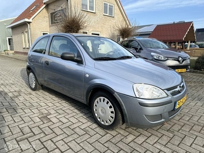 Opel Corsa 1.2-16V Rhythm airco, lage km!