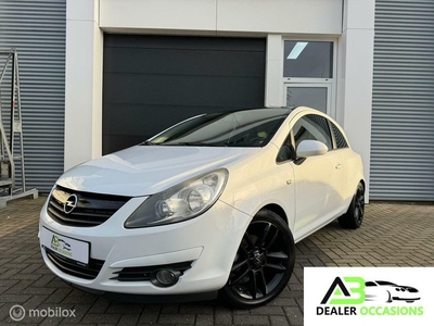 Opel Corsa 1.4-16V Color Edition/Airco/Apk