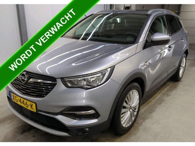 Opel Grandland X 1.2 Turbo Innovation 131PK / Navigatie / Airco-ecc./ Pdc+Camera / Lmv./