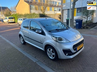 Peugeot 107 Airco / bouwjaar 2013 / Mooie auto / 127.000 NAP