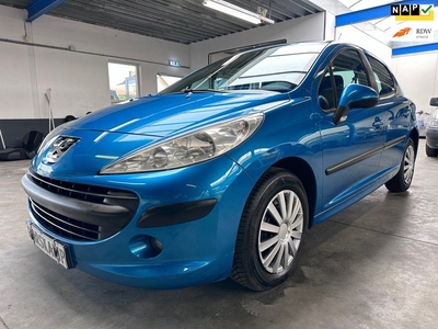 Peugeot 207 1.4-16V Color-line