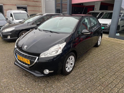 Peugeot 208 1.2 VTi Envy 1 ste eigenaar