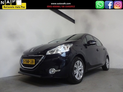 Peugeot 208 1.2 VTi Envy Climate. Cruise. Navi. 5-Deurs!