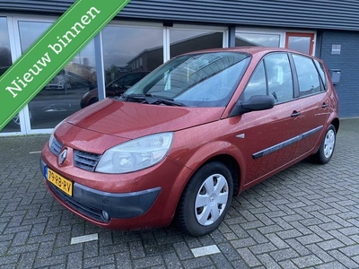 Renault Scenic 1.6-16V Privilège Comfort