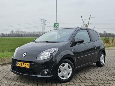 Renault Twingo 1.2-16V Night & Day APK 12-2024