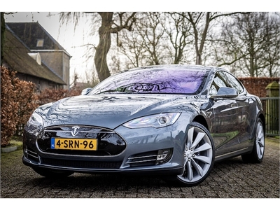 Tesla Model S Elektriciteit