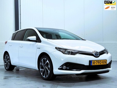 Toyota Auris 1.8 Hybrid Business Plus Camera