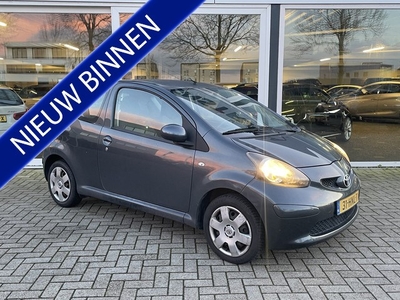 Toyota Aygo 1.0-12V + Airco / APK 01-2025 / CV / Elek. ramen