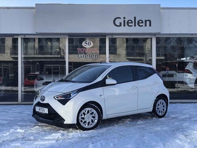 Toyota Aygo 1.0 VVT-i x-play | Eerste eigenaar, Apple CarPlay/Android auto, Parkeercamera, Snelheidsbegrenzer, In hoogte verstelbare stoel